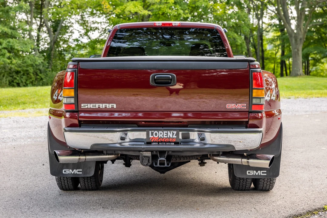 2003 GMC Sierra Heavy Duty 2nd Gen - Image 5 of 31