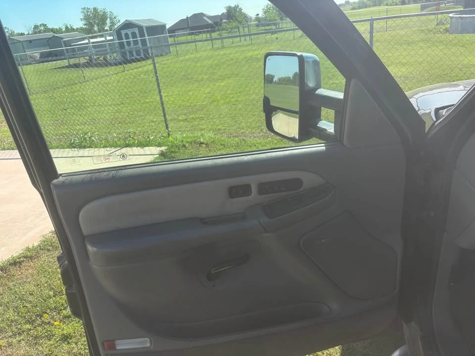 2003 GMC Sierra 2nd Gen - Image 4 of 9