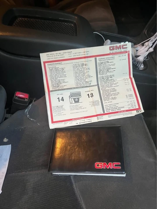 2003 GMC Sierra 2nd Gen - Image 7 of 9