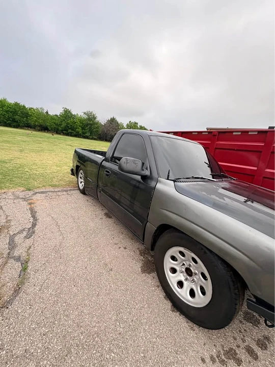 2003 GMC Sierra 2nd Gen - Image 3 of 7