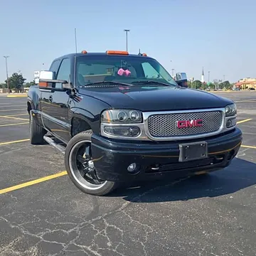 2003 GMC Sierra Denali Quadrasteer