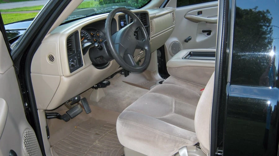 2003 GMC Sierra 2nd Gen - Image 3 of 7