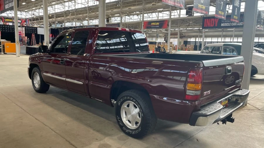 2003 GMC Sierra 2nd Gen - Image 4 of 5