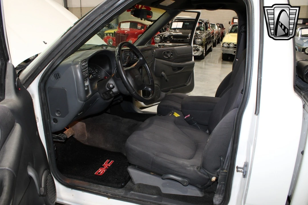 2003 GMC S-15/Sonoma - Image 8 of 12