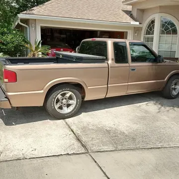 2003 GMC Sonoma SLS Extended Cab Pickup