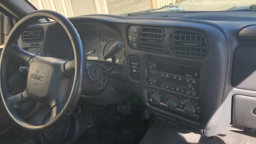 2003 GMC S-15/Sonoma - Image 3 of 4