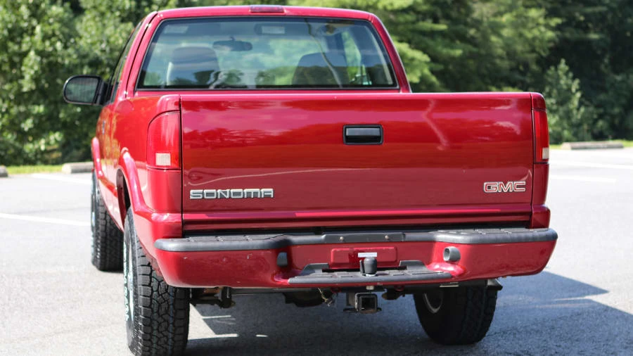 2003 GMC S-15/Sonoma - Image 3 of 31