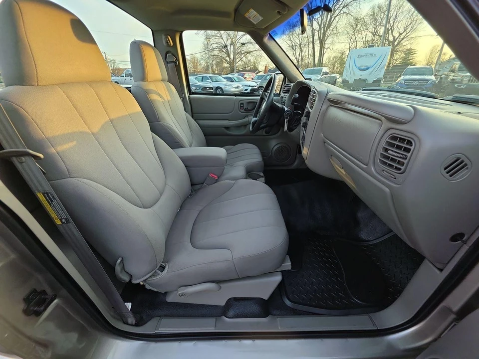 2003 GMC S-15/Sonoma - Image 8 of 21
