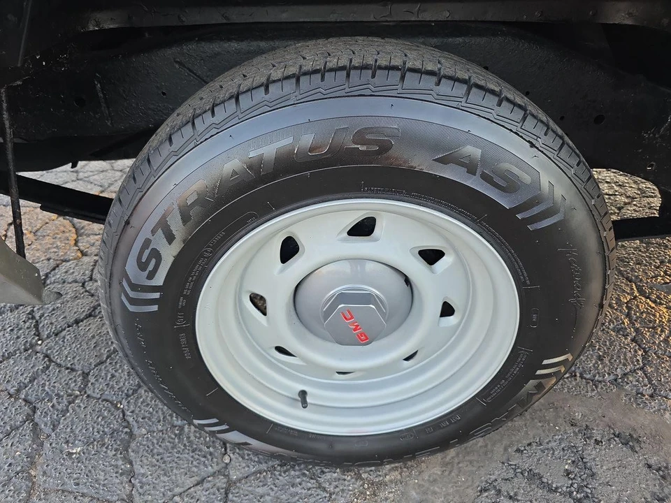 2003 GMC S-15/Sonoma - Image 17 of 21