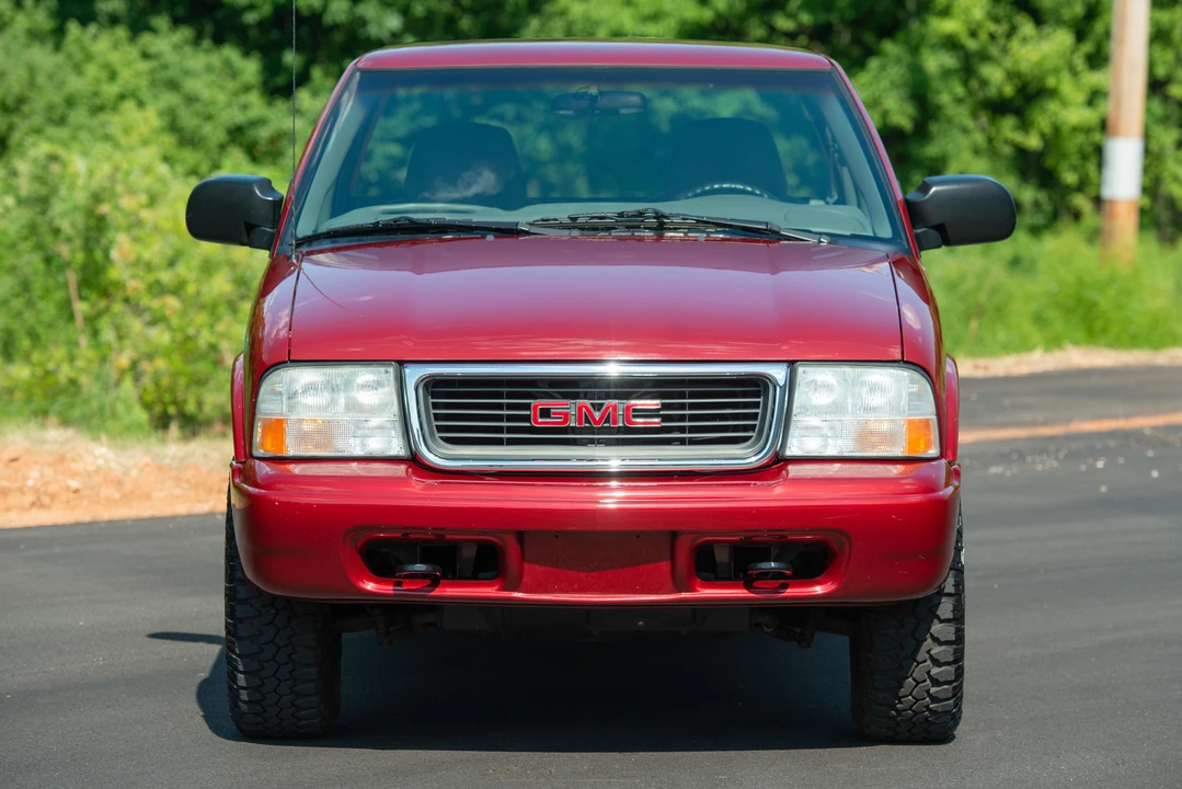 2003 GMC S-15/Sonoma - Image 2 of 31