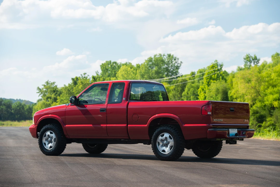 2003 GMC S-15/Sonoma - Image 8 of 31
