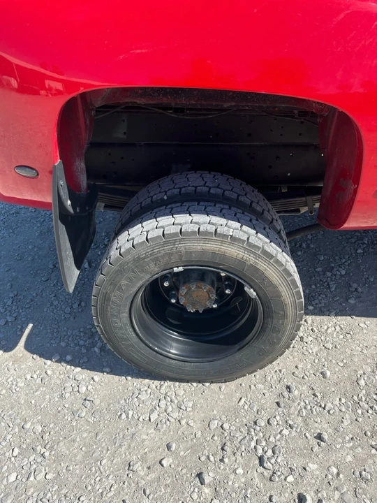 2003 GMC TopKick - Image 15 of 28