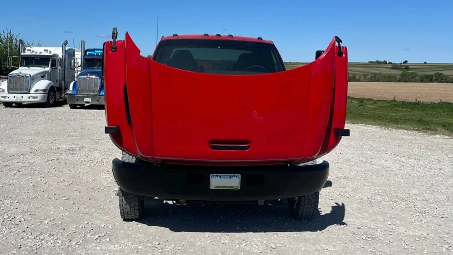 2003 GMC TopKick - Image 8 of 28