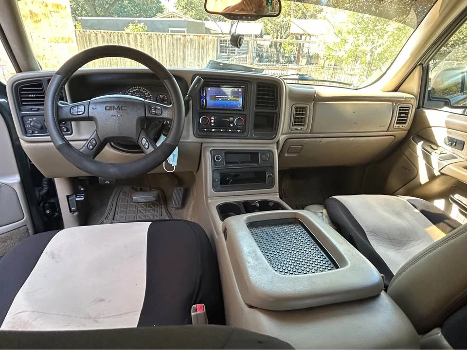 2003 GMC Sierra Heavy Duty 2nd Gen - Image 5 of 10