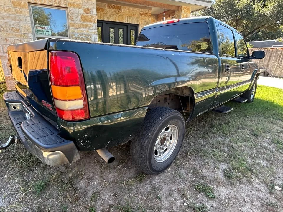 2003 GMC Sierra Heavy Duty 2nd Gen - Image 4 of 10
