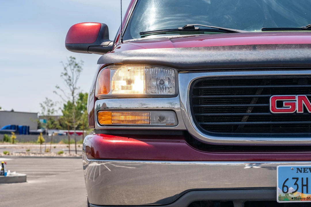 2003 GMC Yukon 2nd Gen - Image 13 of 31
