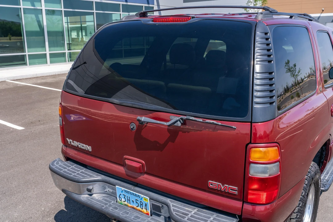 2003 GMC Yukon 2nd Gen - Image 22 of 31