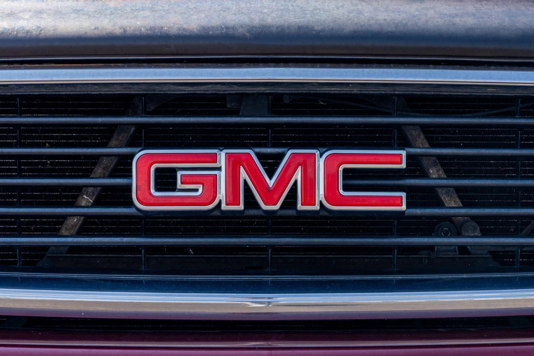 2003 GMC Yukon 2nd Gen - Image 14 of 31