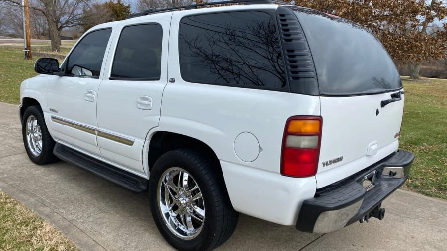 2003 GMC Yukon 2nd Gen - Image 3 of 15