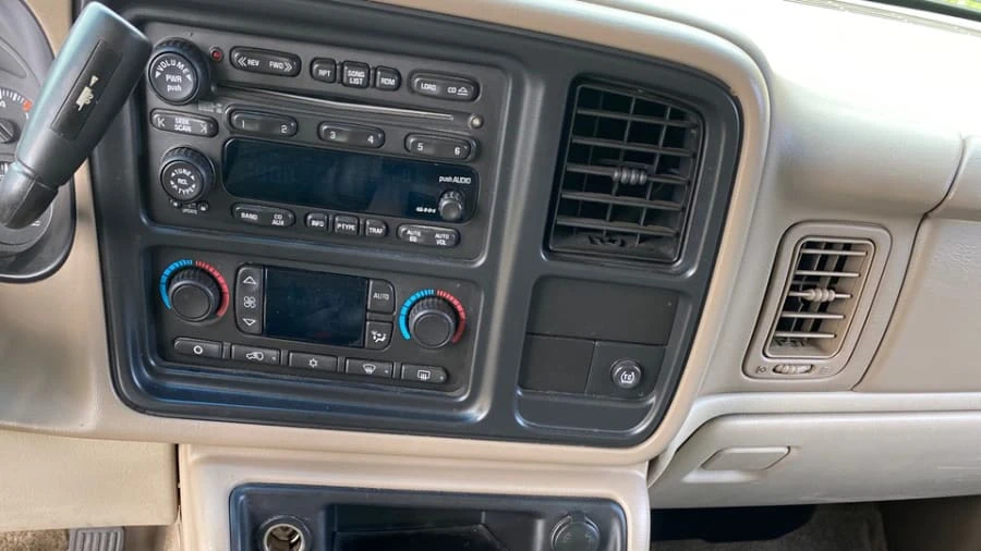 2003 GMC Yukon 2nd Gen - Image 6 of 15