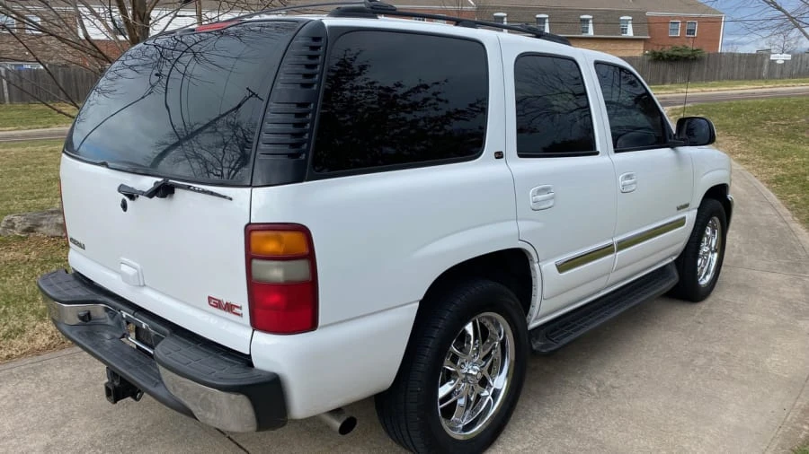 2003 GMC Yukon 2nd Gen - Image 13 of 15