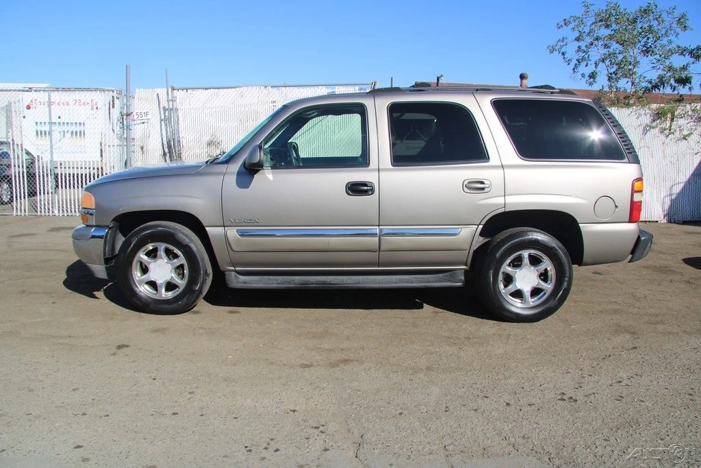 2003 GMC Yukon 2nd Gen - Image 3 of 21