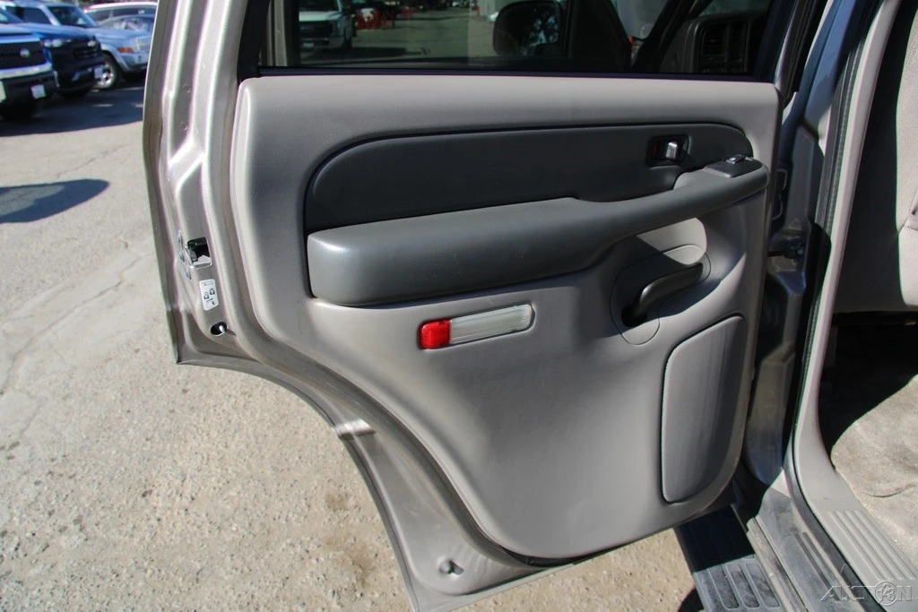 2003 GMC Yukon 2nd Gen - Image 19 of 21