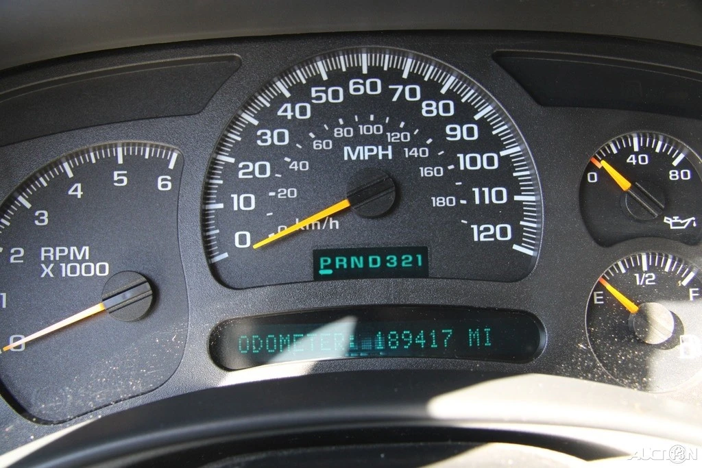 2003 GMC Yukon 2nd Gen - Image 17 of 21