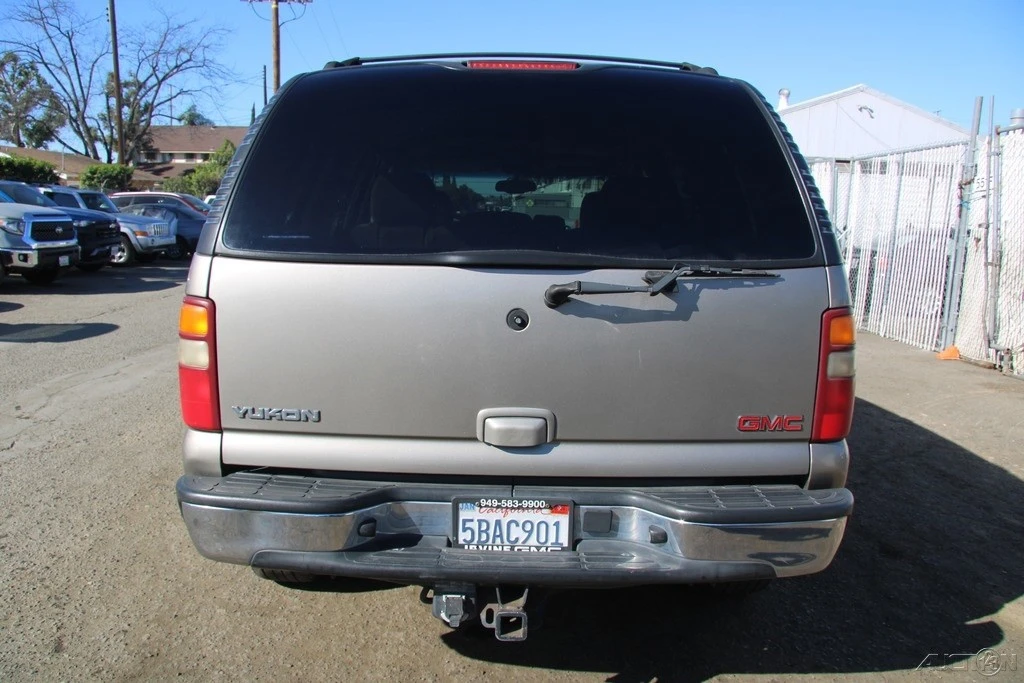 2003 GMC Yukon 2nd Gen - Image 5 of 21