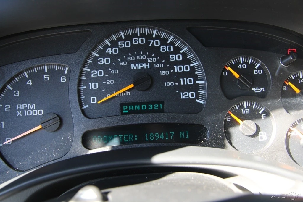 2003 GMC Yukon 2nd Gen - Image 15 of 21