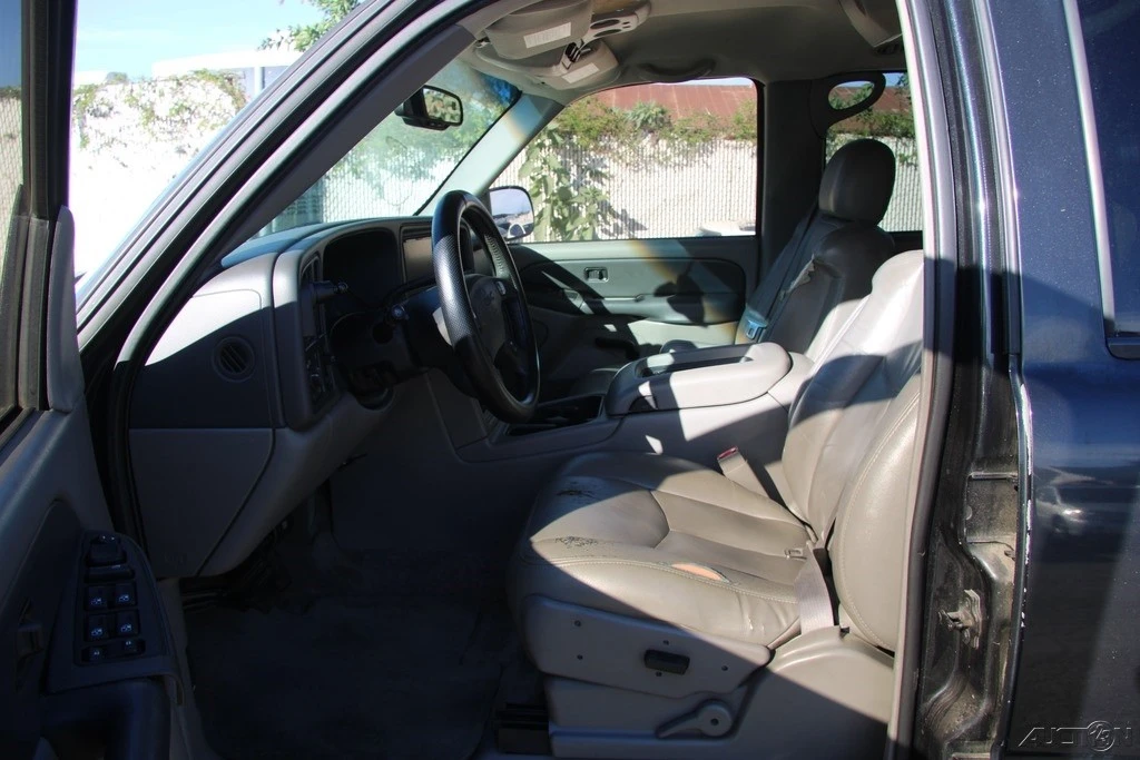 2003 GMC Yukon 2nd Gen - Image 12 of 21