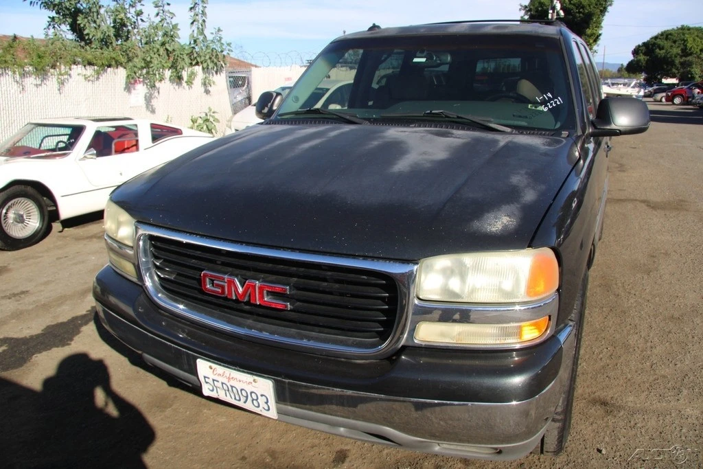 2003 GMC Yukon 2nd Gen - Image 9 of 21