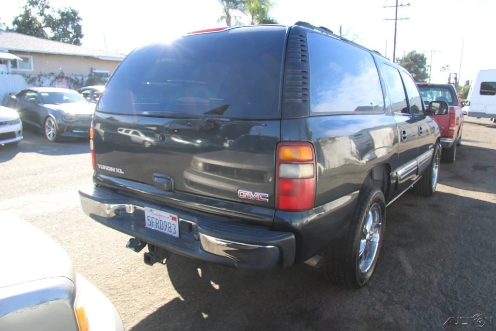 2003 GMC Yukon 2nd Gen - Image 6 of 21
