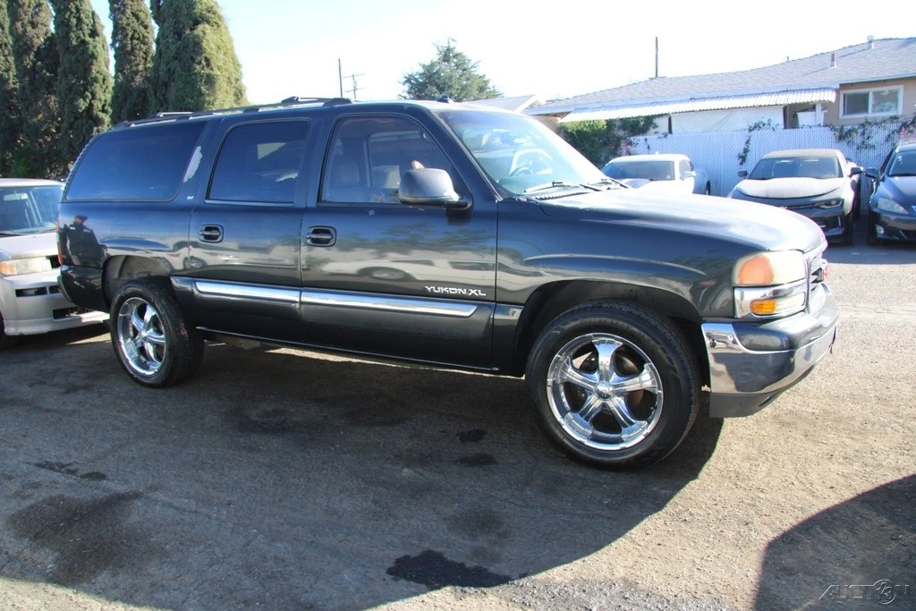 2003 GMC Yukon 2nd Gen - Image 7 of 21