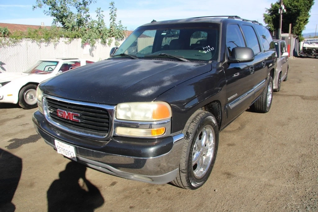2003 GMC Yukon 2nd Gen - Image 2 of 21