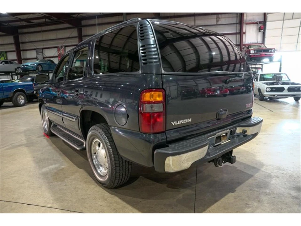 2003 GMC Yukon 2nd Gen - Image 6 of 31