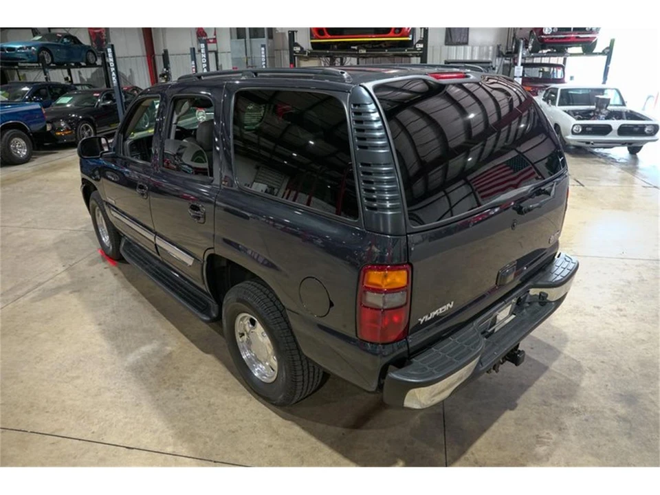2003 GMC Yukon 2nd Gen - Image 16 of 31