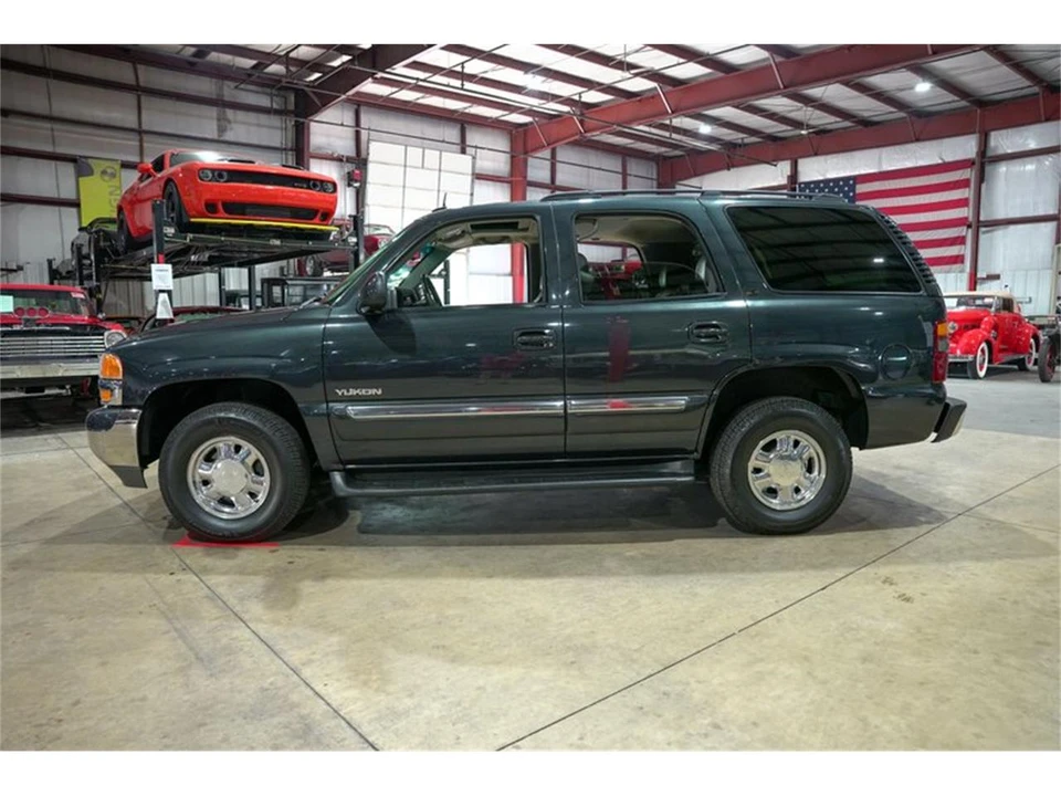2003 GMC Yukon 2nd Gen - Image 4 of 31