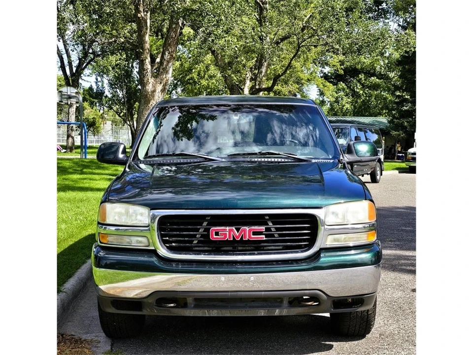 2003 GMC Yukon 2nd Gen - Image 8 of 31