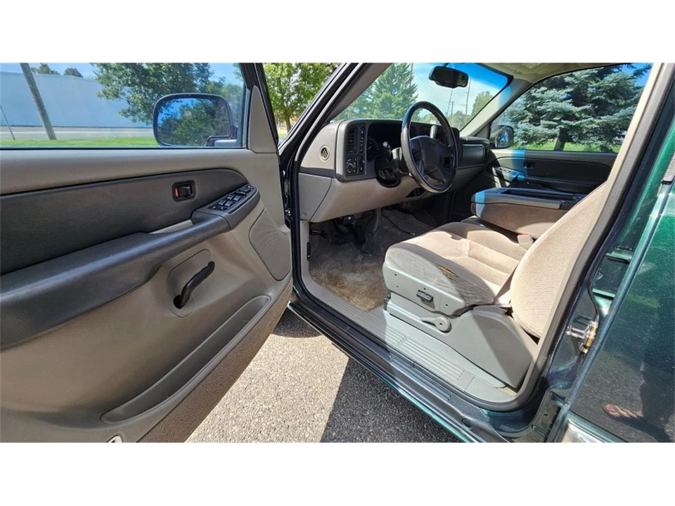 2003 GMC Yukon 2nd Gen - Image 10 of 31