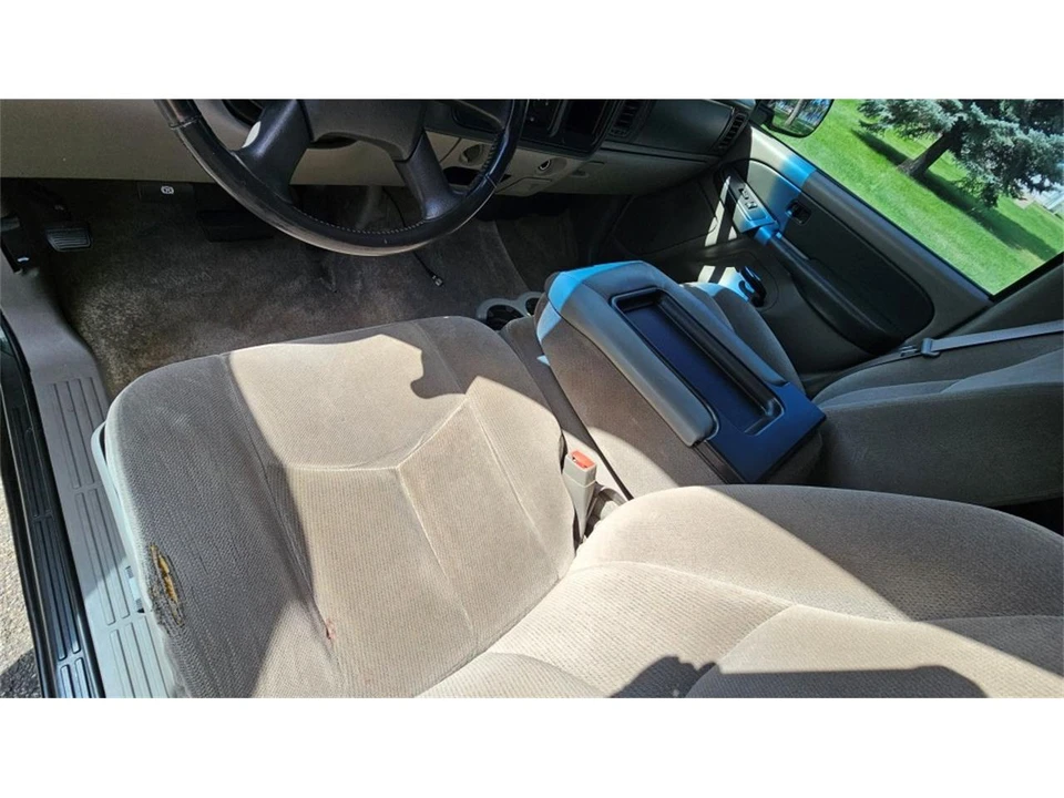 2003 GMC Yukon 2nd Gen - Image 16 of 31