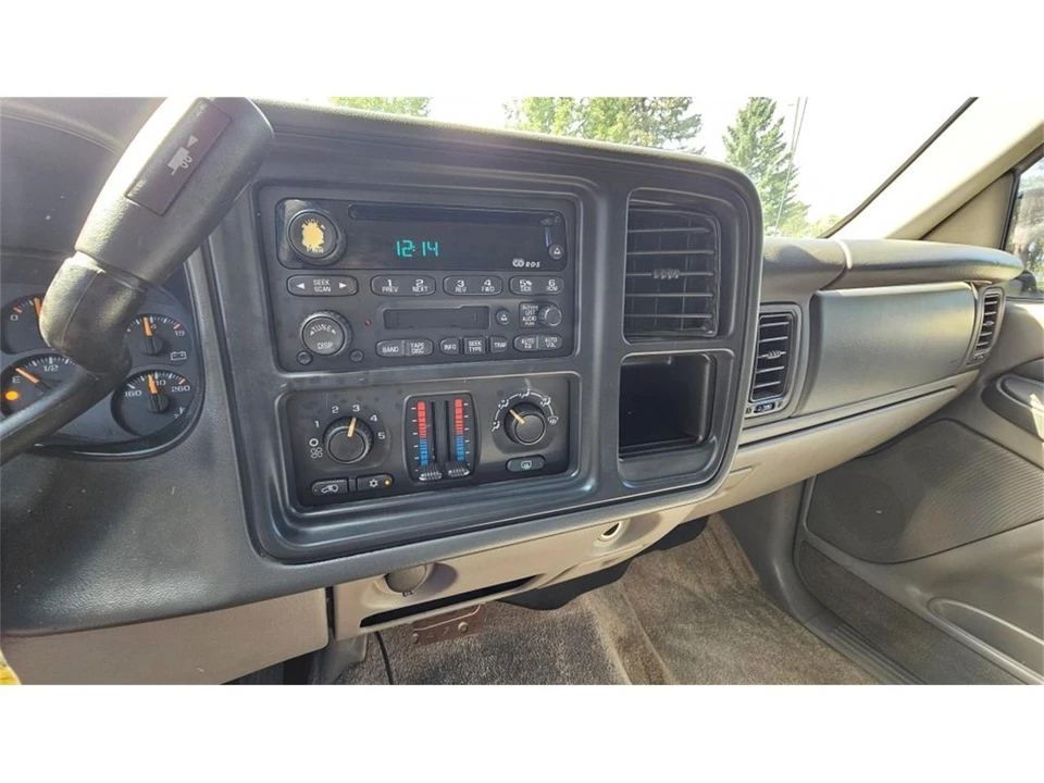 2003 GMC Yukon 2nd Gen - Image 21 of 31