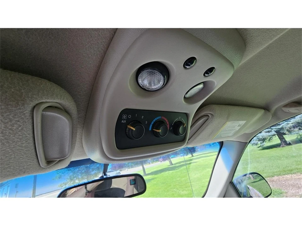 2003 GMC Yukon 2nd Gen - Image 25 of 31