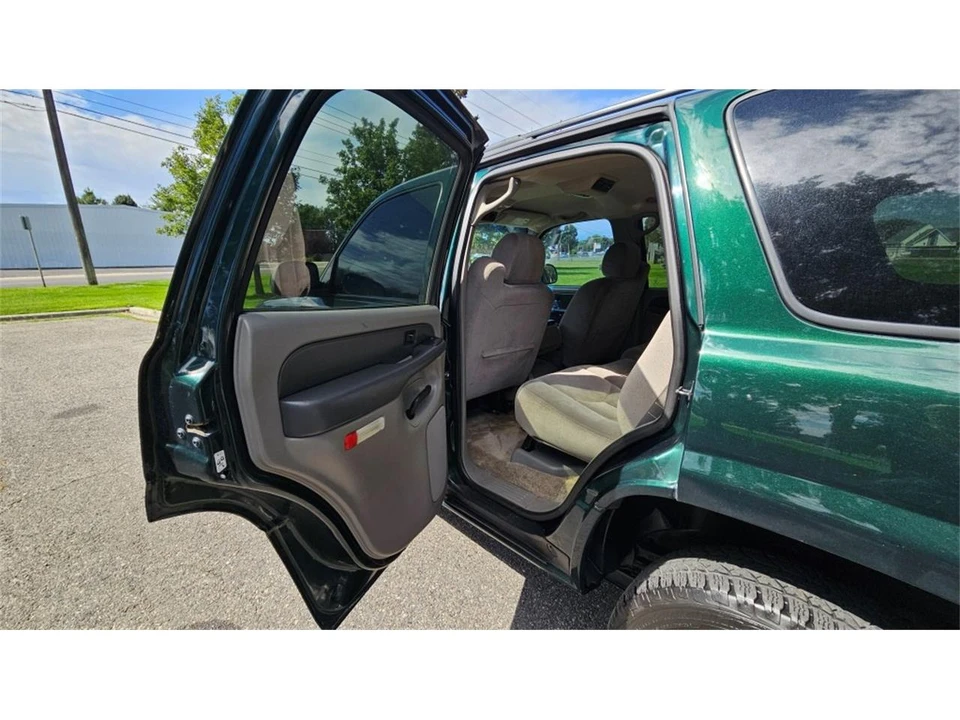 2003 GMC Yukon 2nd Gen - Image 26 of 31