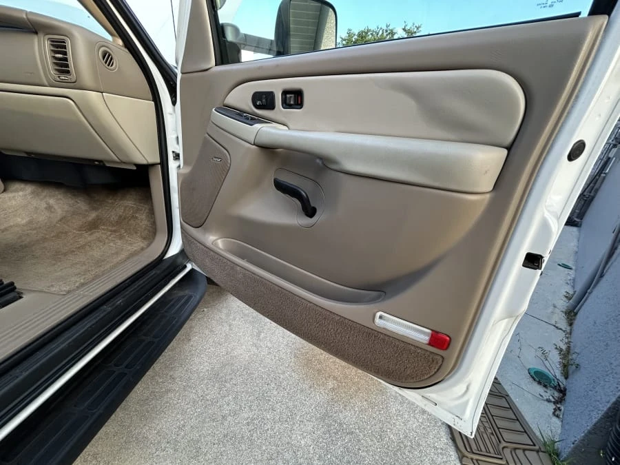 2003 GMC Yukon 2nd Gen - Image 17 of 25