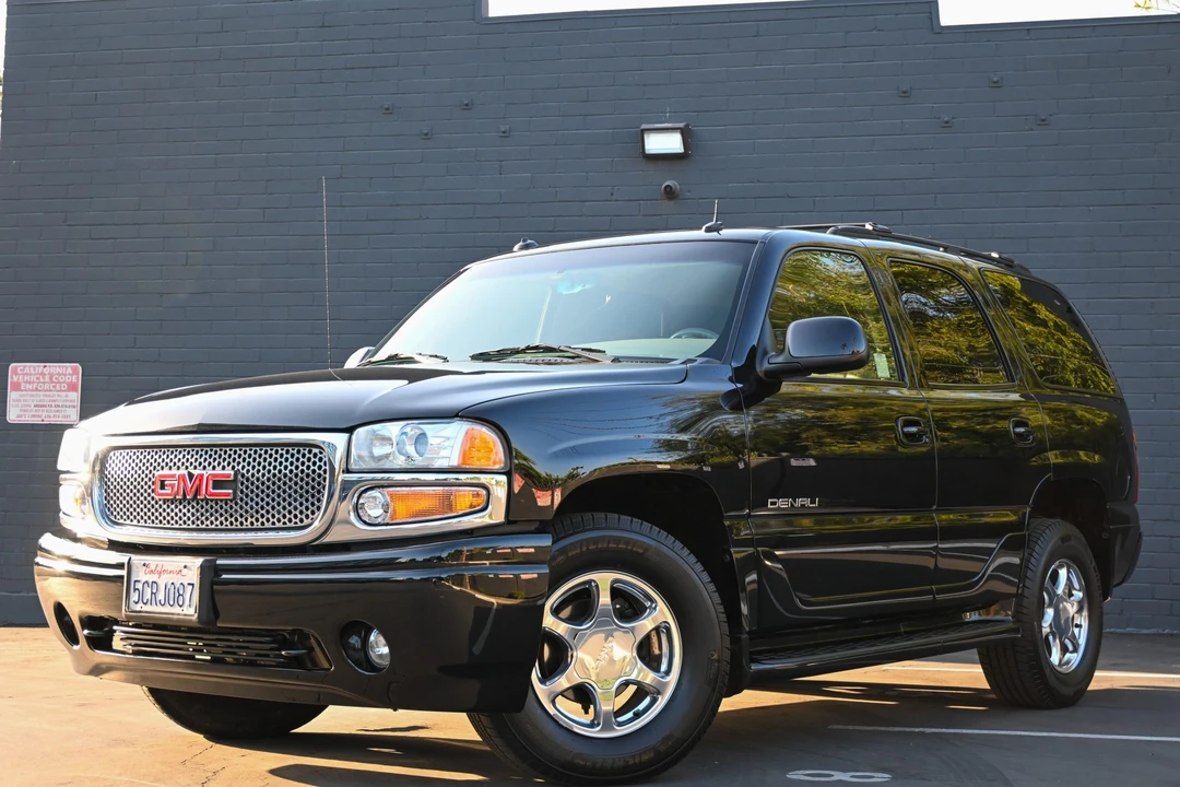 2003 GMC Yukon 2nd Gen - Image 3 of 31