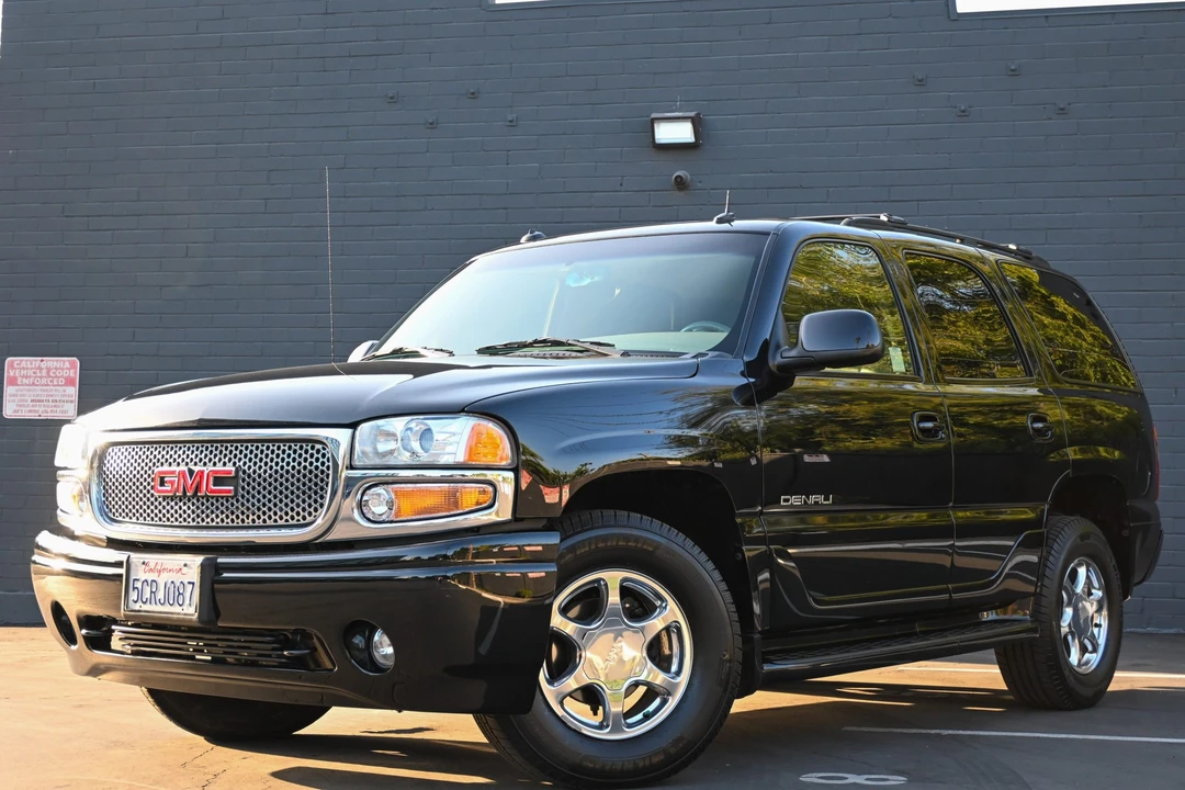 2003 GMC Yukon 2nd Gen - Image 4 of 31