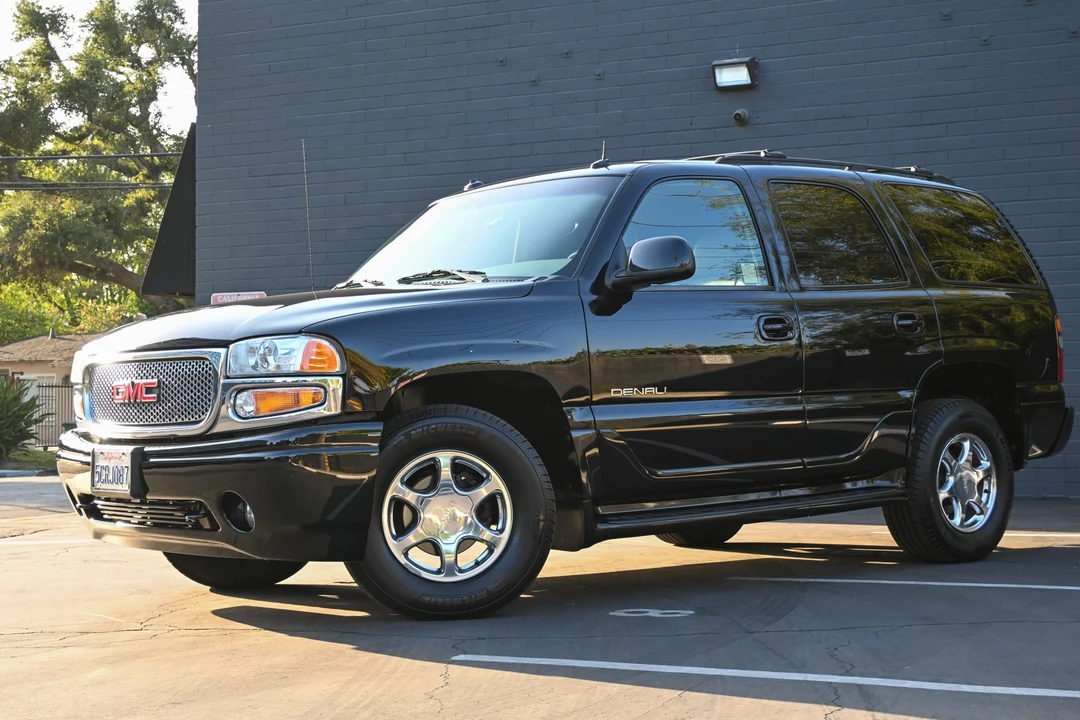 2003 GMC Yukon 2nd Gen - Image 5 of 31