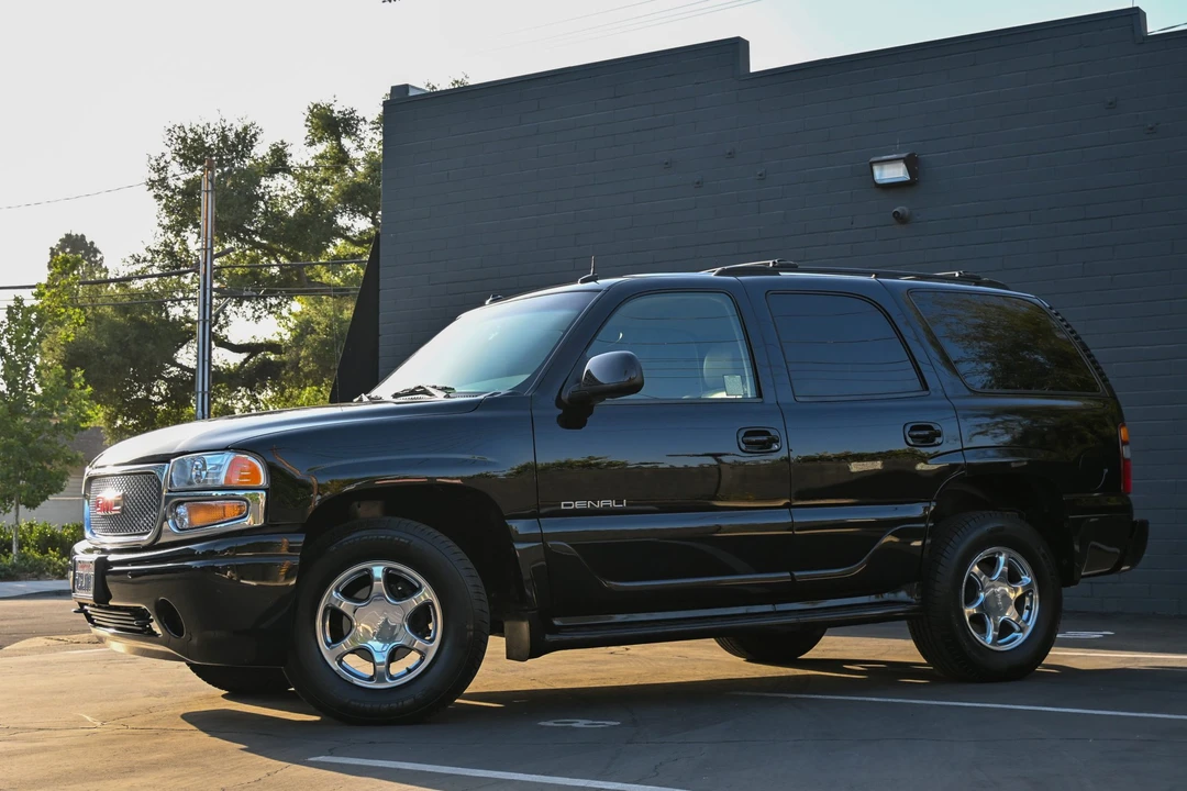2003 GMC Yukon 2nd Gen - Image 6 of 31