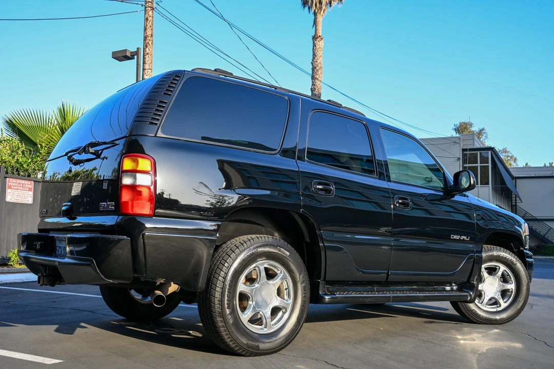 2003 GMC Yukon 2nd Gen - Image 17 of 31